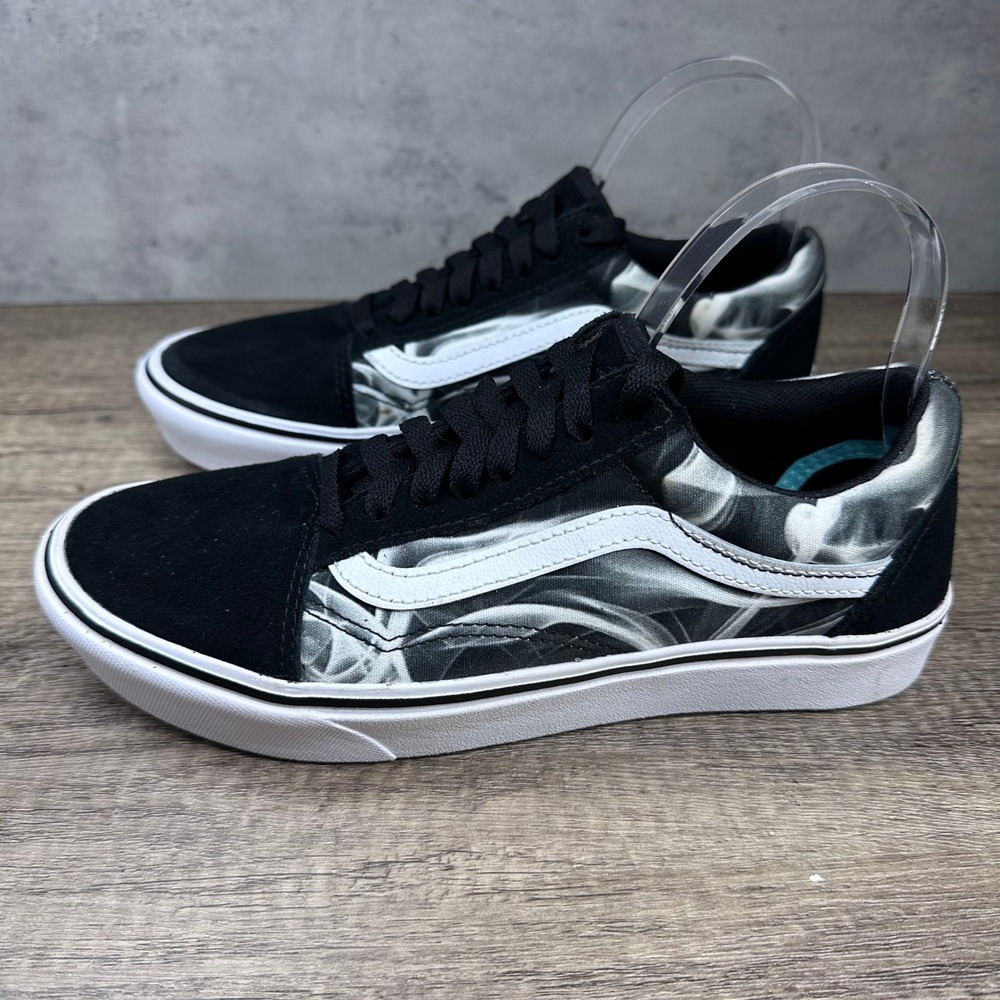 Vans~Women's~Comfycush Old Skool After Dark Black/White Smoke Sneakers~Size 8.5
